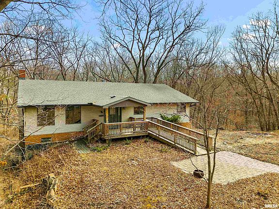 2nd image of 220 Schulzki Ln