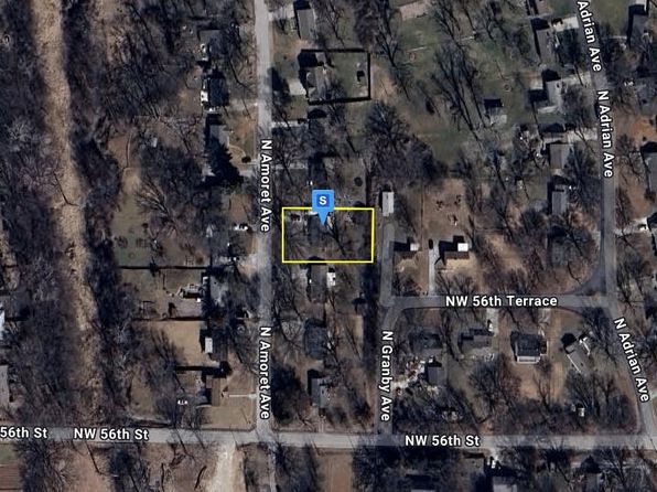 5617 N Amoret Ave, Kansas City, MO 64151