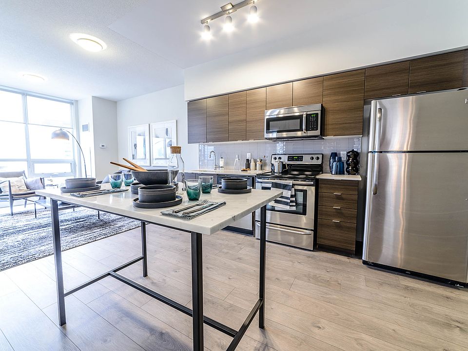 1st image of 123 Parkway Forest Dr #1705