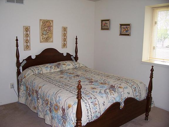 3rd image of 6116 Highpoint Dr #15