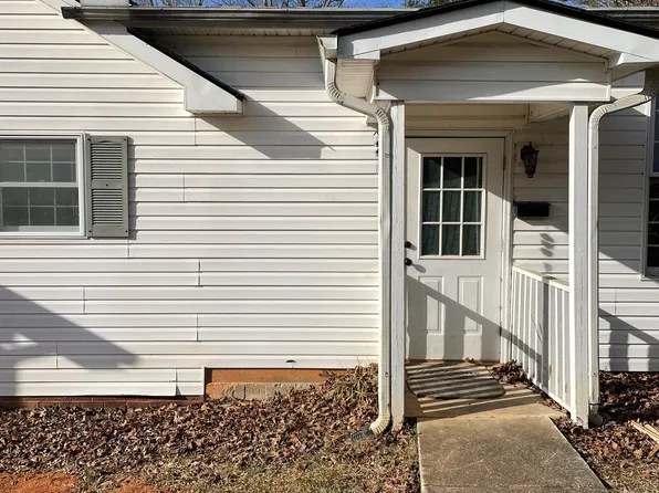 1360 Smith Loop #B, Demorest, GA 30535