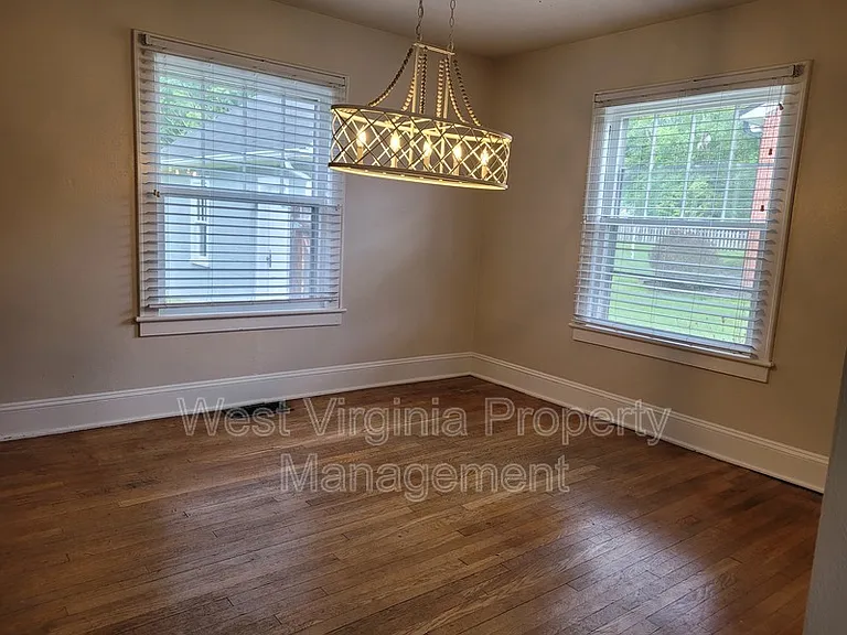 265 Court St — Photo 3