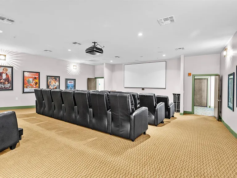 500 Seawall Blvd #1105 — Photo 33