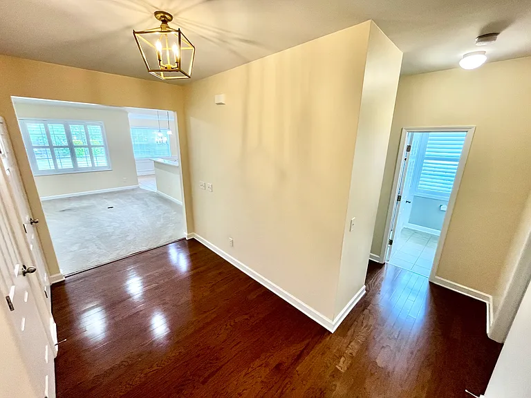 2456 Birch View Dr — Photo 22