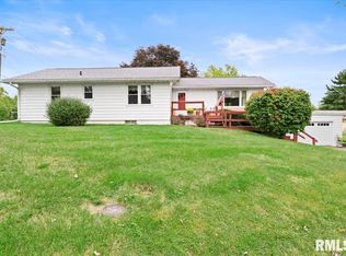3 Palomino Rd, Springfield, IL 62702