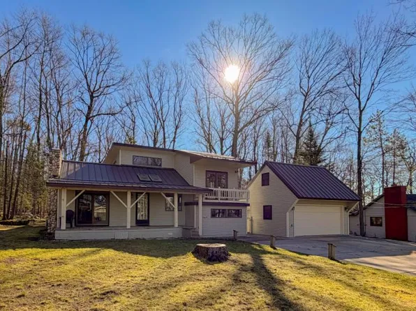 5200 N Pine Grove Dr, Spruce, MI 48762