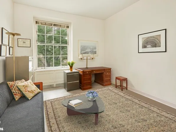 905 Fifth Avenue image 11 of 22