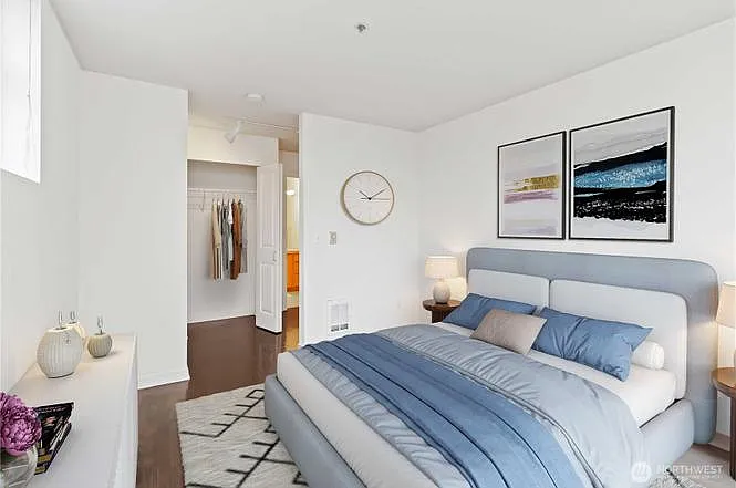 300 110th Ave NE #610 — Photo 10