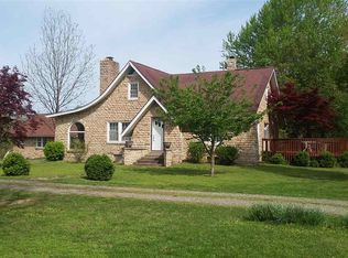 7665 Blandville Rd, Paducah, KY 42001