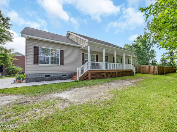 10 Hermitage Road, Castle Hayne, NC 28429