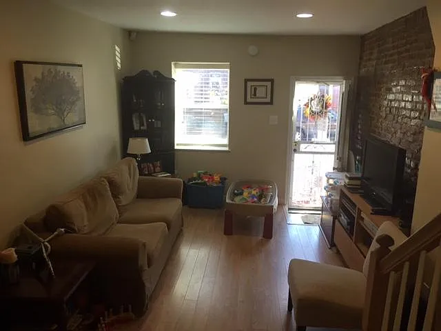 2 bed, 1008 sqft, $1,800 — Photo 3