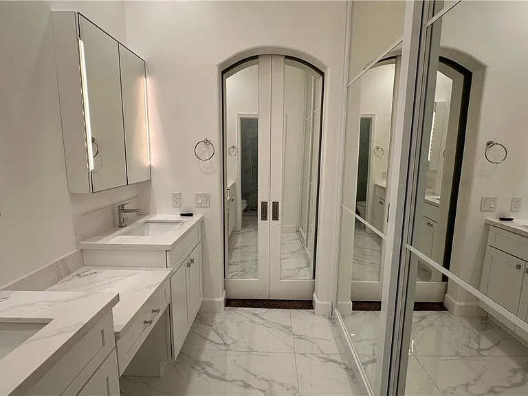 5268 Island Chain Rd — Photo 32