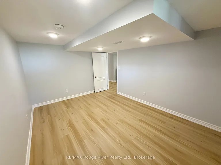 200 Trent St E — Photo 18
