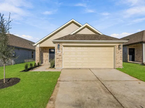 1710 Acts Ln, Ennis, TX 75119