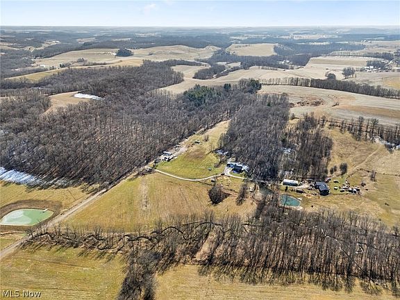 2nd image of 7257 Lotus Rd NE