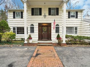 238 Centre Island Rd, Centre Island, NY 11771