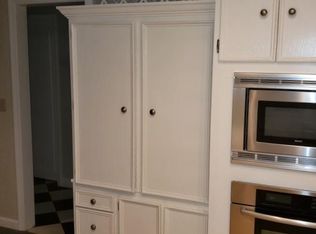 27 Buttonwood Rd, Bedford, NH 03110