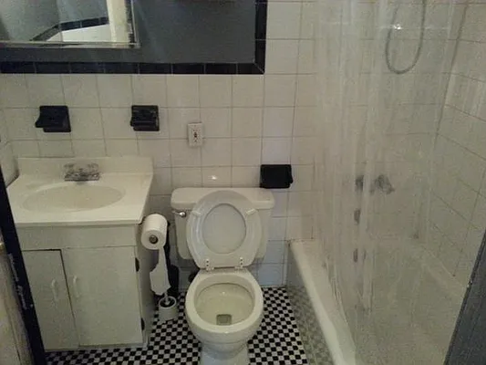 Rented by ZealEstate Group Inc | media 23