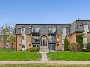 9 E Dundee Quarter Dr Unit 108, Palatine, IL 60074