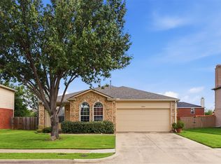 2004 Apple Dr, Little Elm, TX 75068