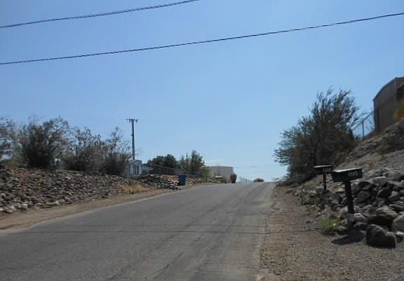 3rd image of 1685 Arriba Dr
