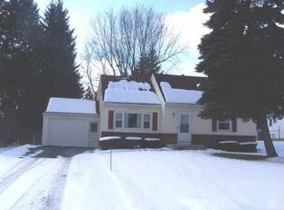 101 Hubbard Dr, North Chili, NY 14514