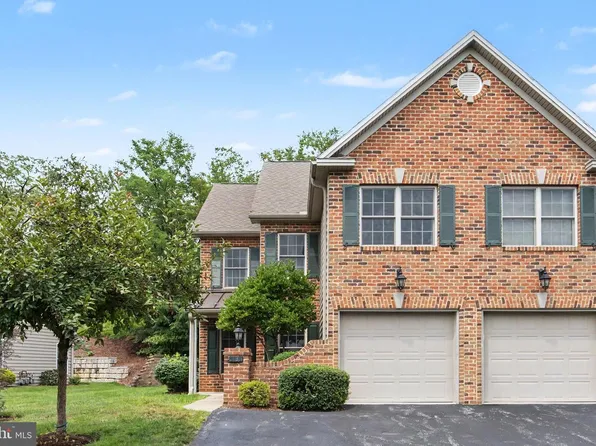 5135 Mendenhall Dr, Mechanicsburg, PA 17050