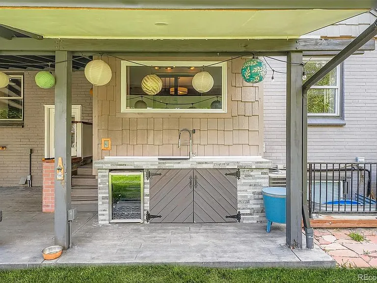 3070 Ash St — Photo 25