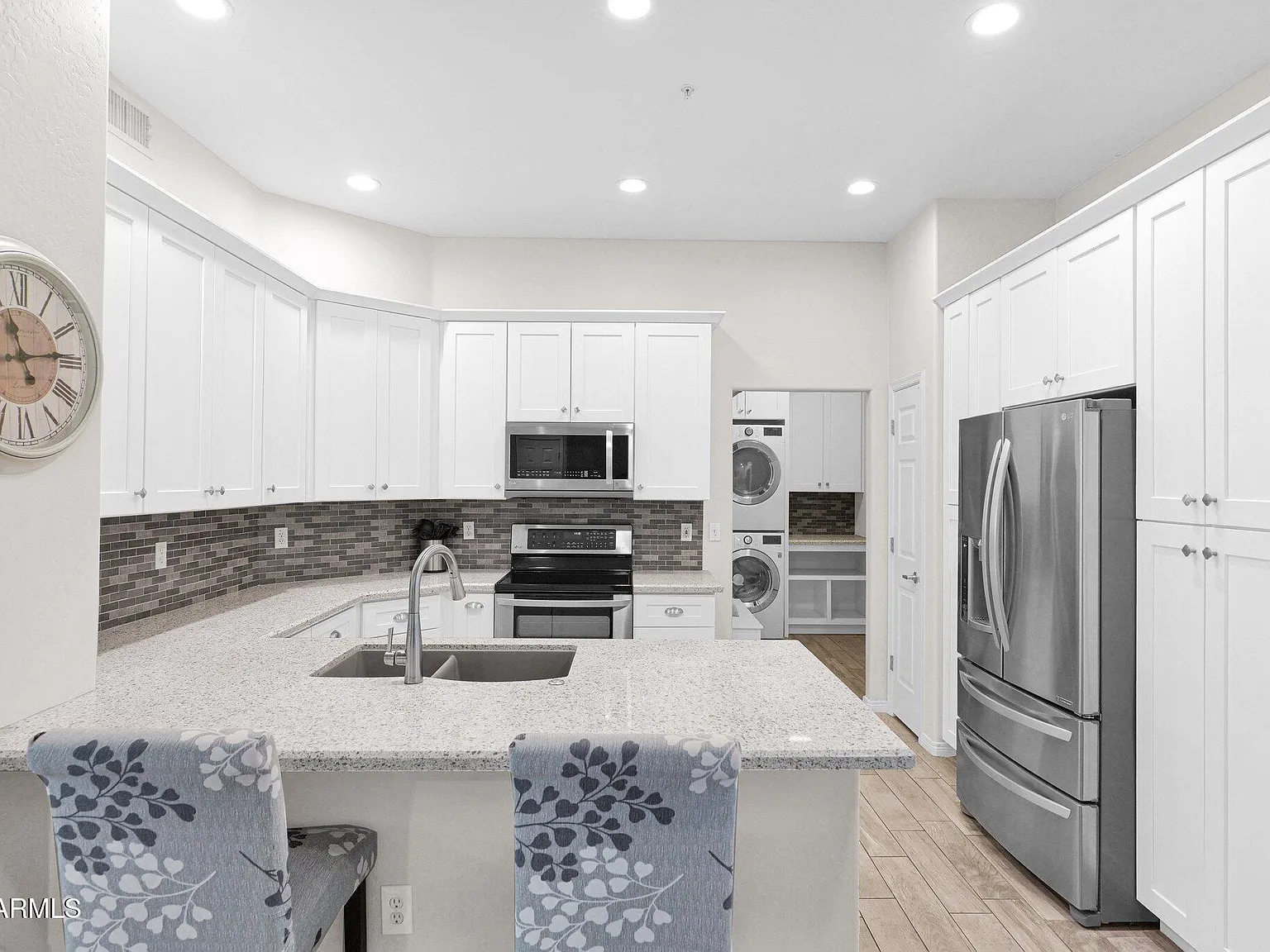 3 bed, 1659 sqft, $6,000 — Photo 2