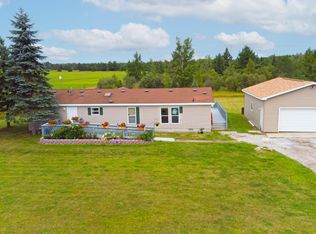 3748 Campbell Rd, Cheboygan, MI 49721