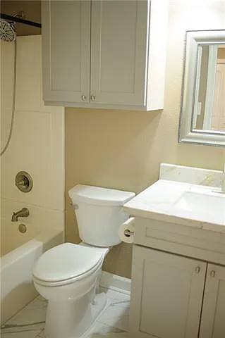 322 Valencia Dr — Photo 6