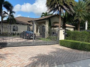 18468 SW 132nd Pl, Miami, FL 33177