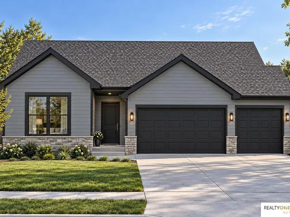1292 S 14th Cir, Blair, NE 68008