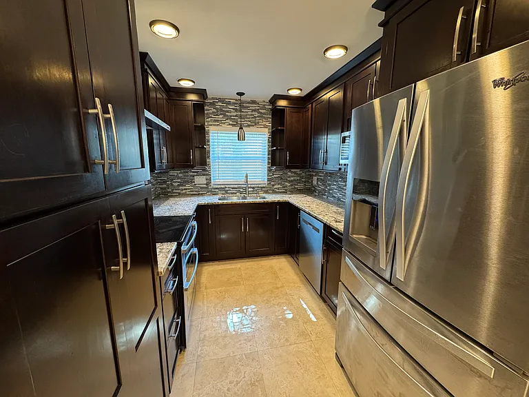 3333 Hunt Club Dr — Photo 3