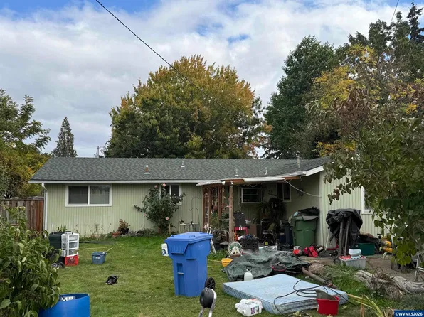 2210 Jelden St NE, Salem, OR 97301