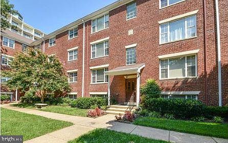 1st image of 1302 N Meade St APT 18