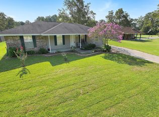 43185 Pecan Ridge Dr, Hammond, LA 70403