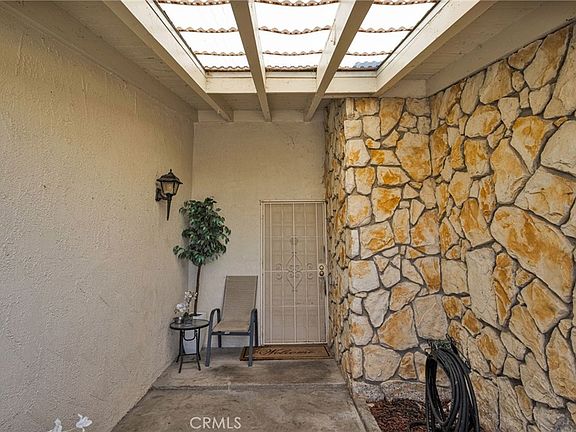 4th image of 27448 Outrigger Ln