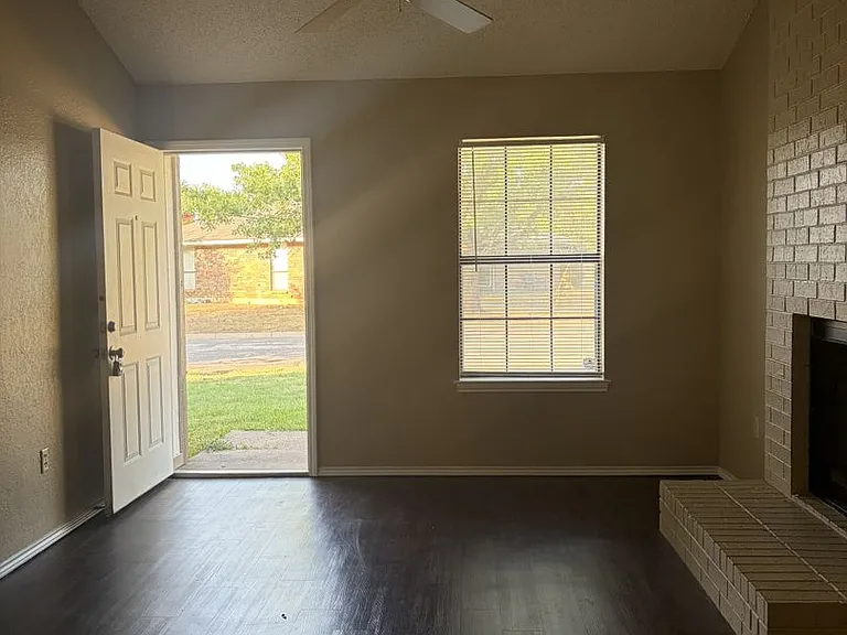 2530 Indigo Ln — Photo 24