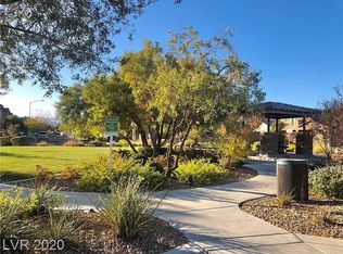 7250 Summer Grove Ave, Spring Valley, NV 89117