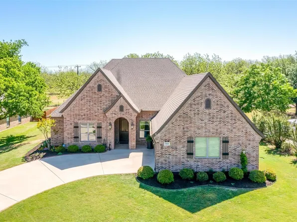 7101 Westover Dr, Granbury, TX 76049