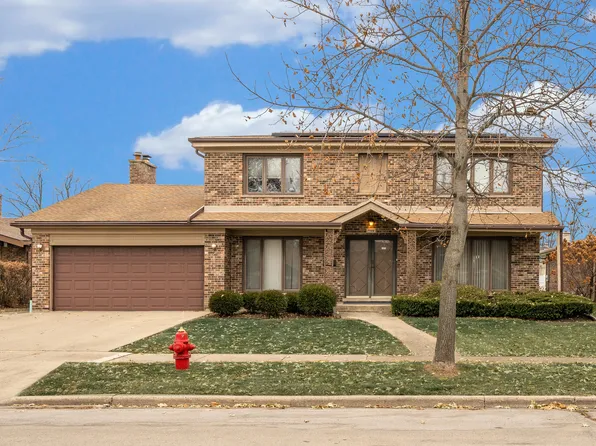 7708 Churchill St, Morton Grove, IL 60053