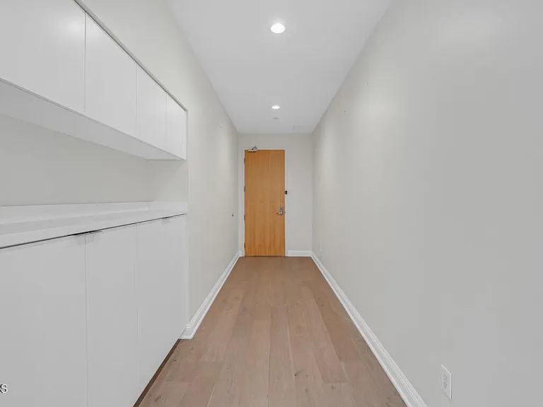801 S Grand Ave #1710 — Photo 23