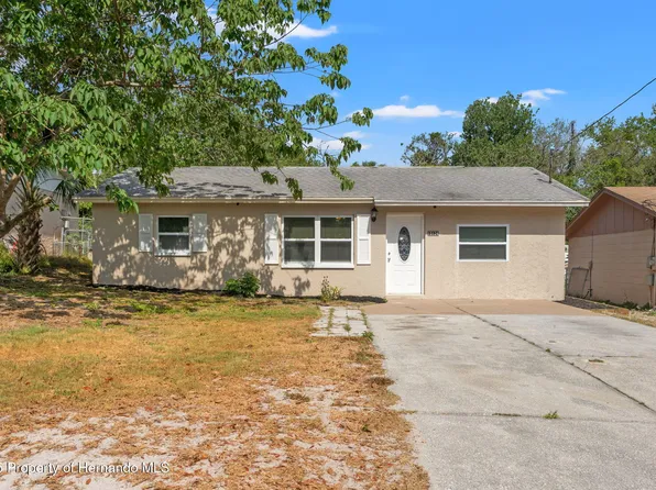 15124 Omaha St, Hudson, FL 34667