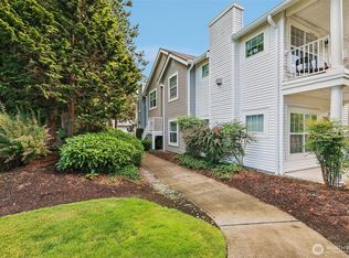 Savannah Oaks Condominiums, Dupont, WA 98327