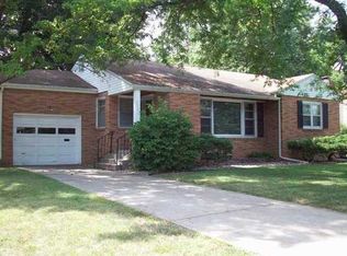 2202 E 16th St, Des Moines, IA 50316