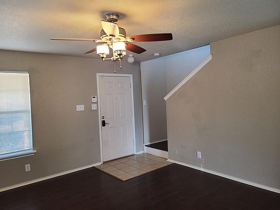 3rd image of 146 Arrow Oaks