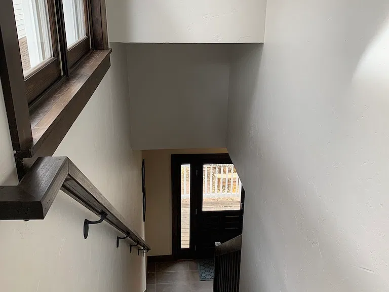 105 Jefferson Ave — Photo 12