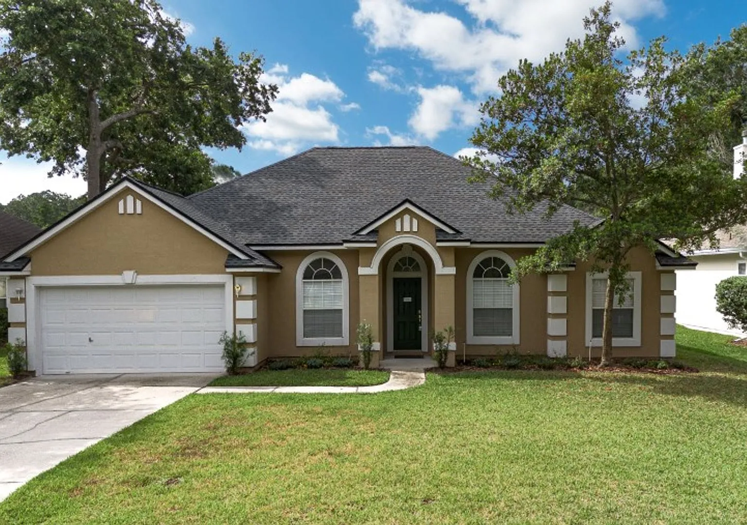 Julington Creek Jewel — Photo 1