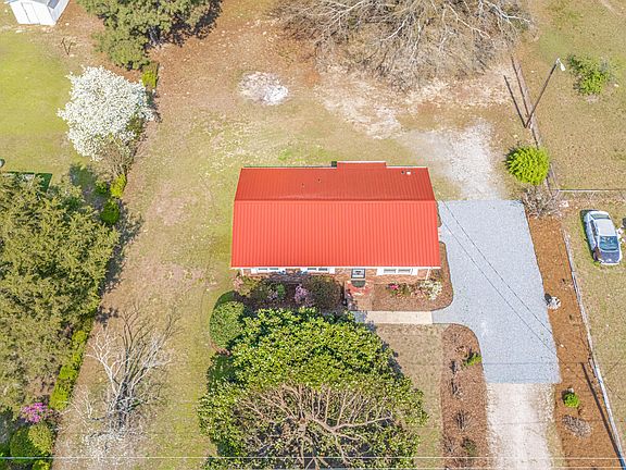 5th image of 242 Emery Road